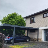 Installation d'un carport IZICAR (avec éclairage autonome) à Olne